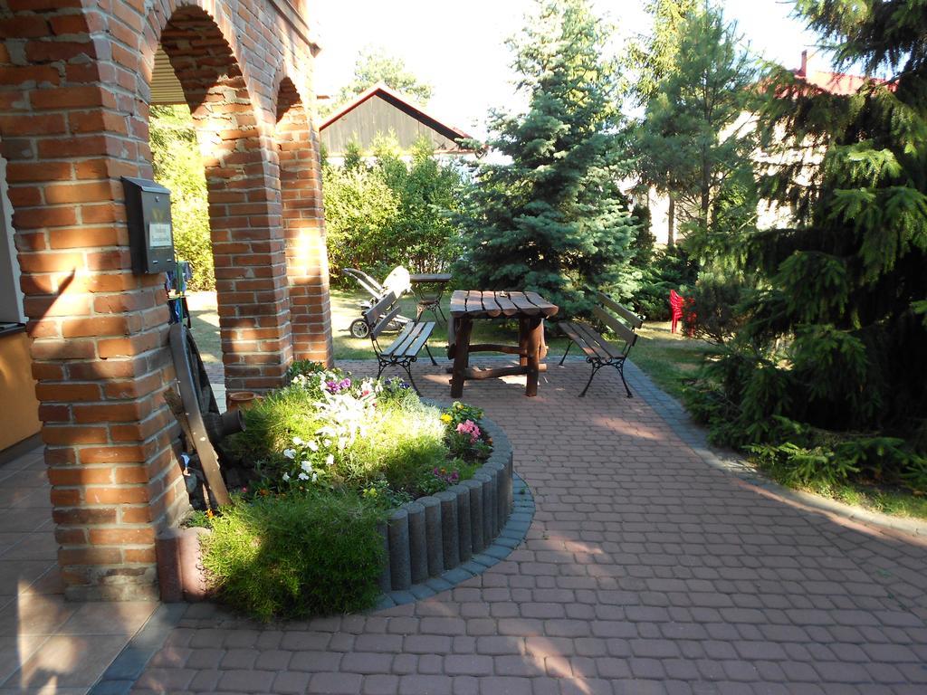 Na Skraju Lasu Chodel Exterior foto